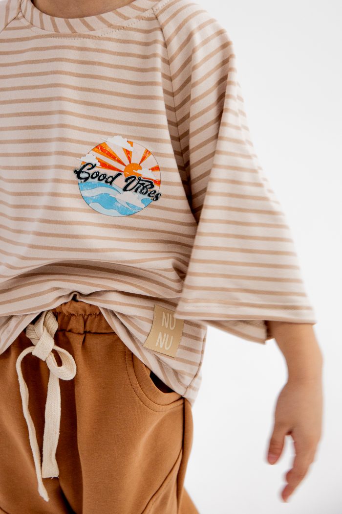T-shirt SUN GOOD VIBES PASIAK LATTE NUNU - obrazek 2