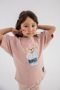 nunu tshirt girl