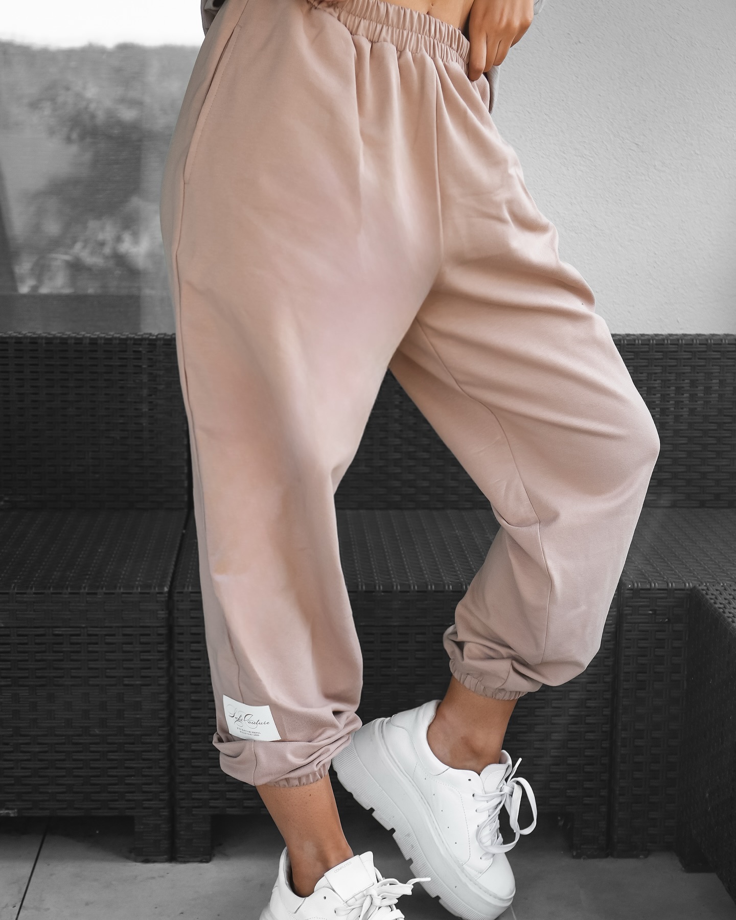 Spodnie dresowe STREETWEAR BEŻ LAKI
