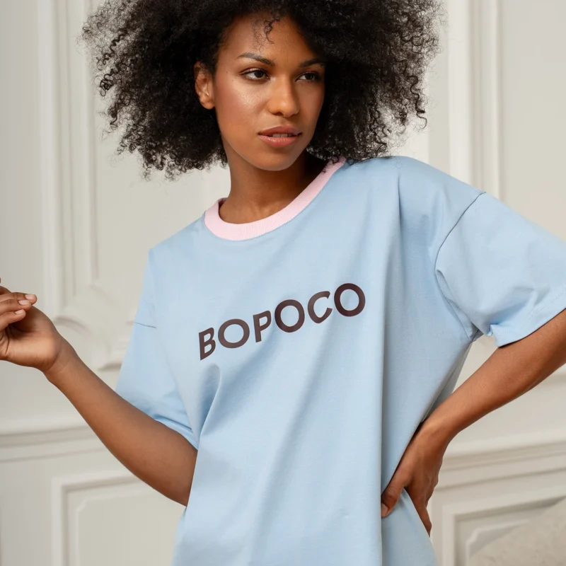 T-shirt BŁĘKITNY Z RÓŻOWĄ LAMÓWKĄ BOPOCO